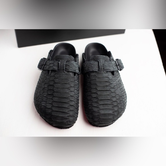 The Shoe Surgeon Luxe Mule Black Python - Picture 4 of 12